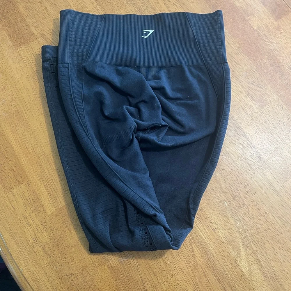 Gently warn gymshark leggings - Picture 3 of 3